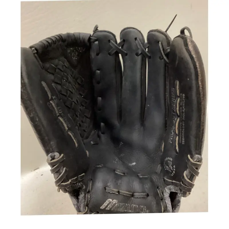 Mizuno Right Hand Throw Infield GPL 1206 Baseball Glove 12" (Used)