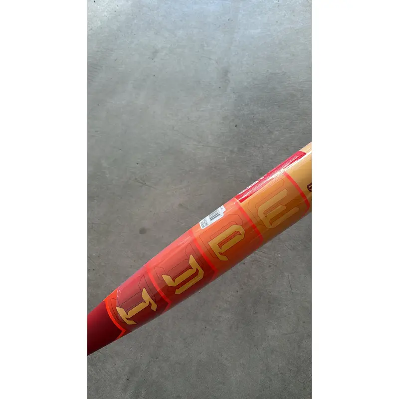 New 2025 Easton Hype Fire Composite USSSA Certified Bat (-8) 24 oz 32"