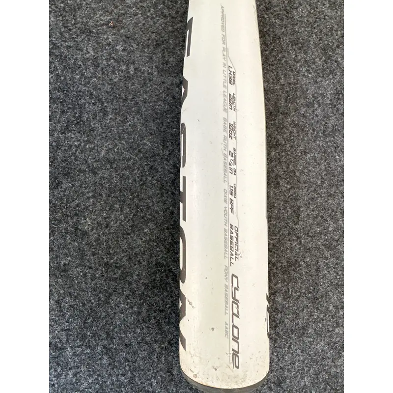2022 Easton Cyclone USSSA Certified Bat (-10) Composite 18 oz 28" (Used)