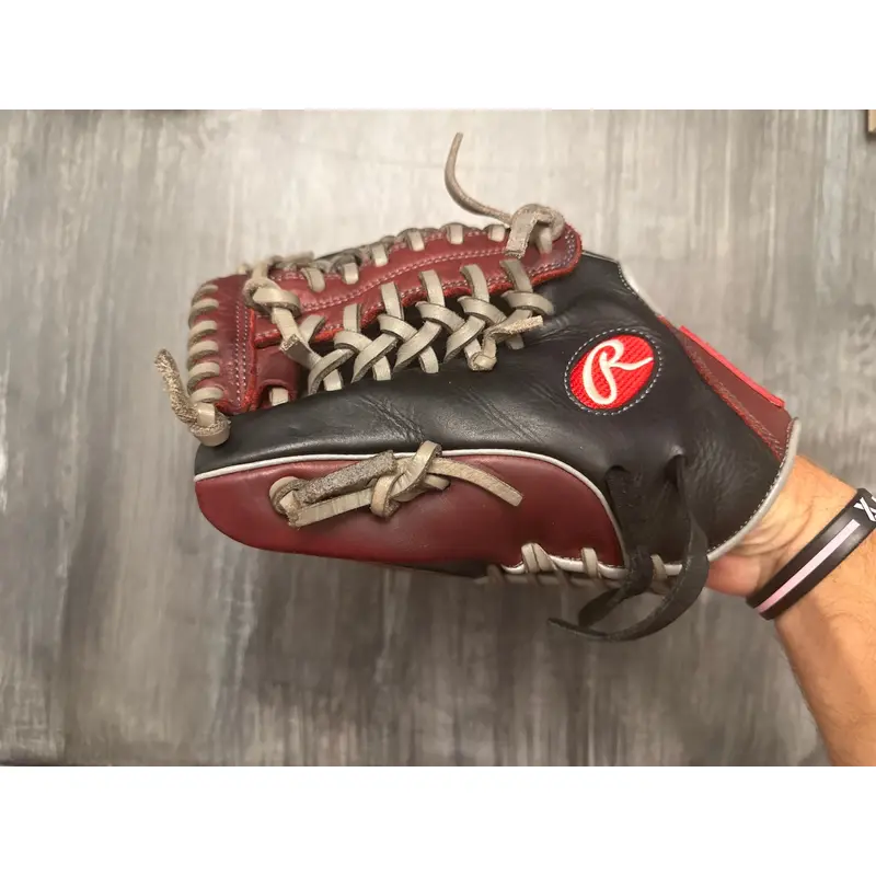 Rawlings R9 LH Infield Baseball Glove 11.75" (Used)