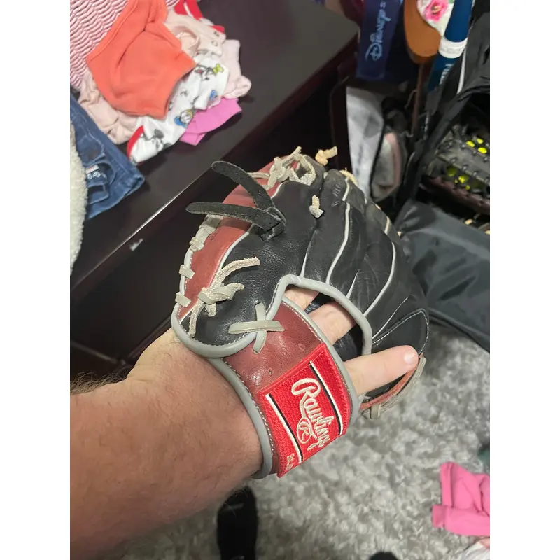 2021 Rawlings R9 RH Outfield Baseball Glove 12.75" (Used)