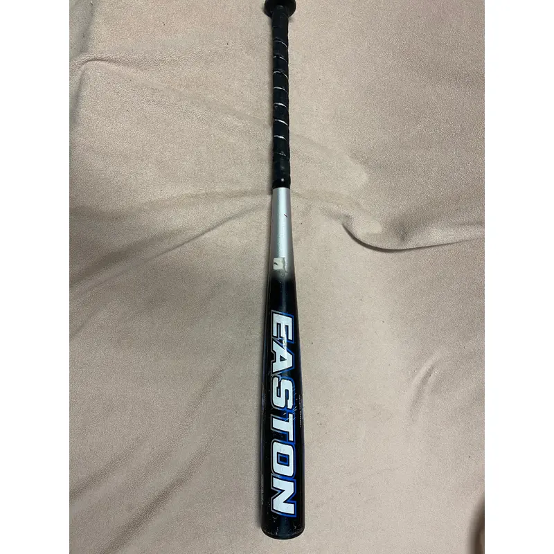 Used Easton Alloy Typhoon Bat (-10) 19 oz 29"