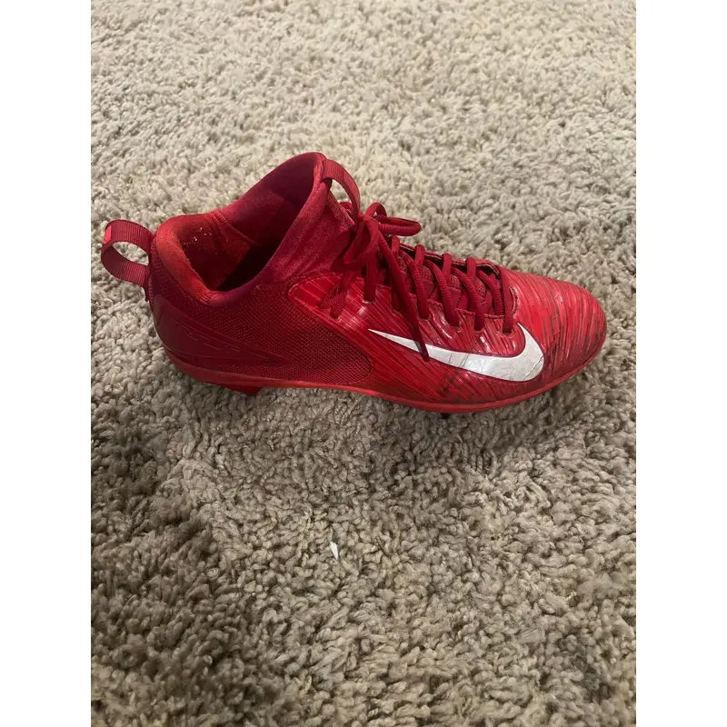 Red Men's Size M 11.0 (W 12.0) Adult Nike Trout High Top Metal (Used)
