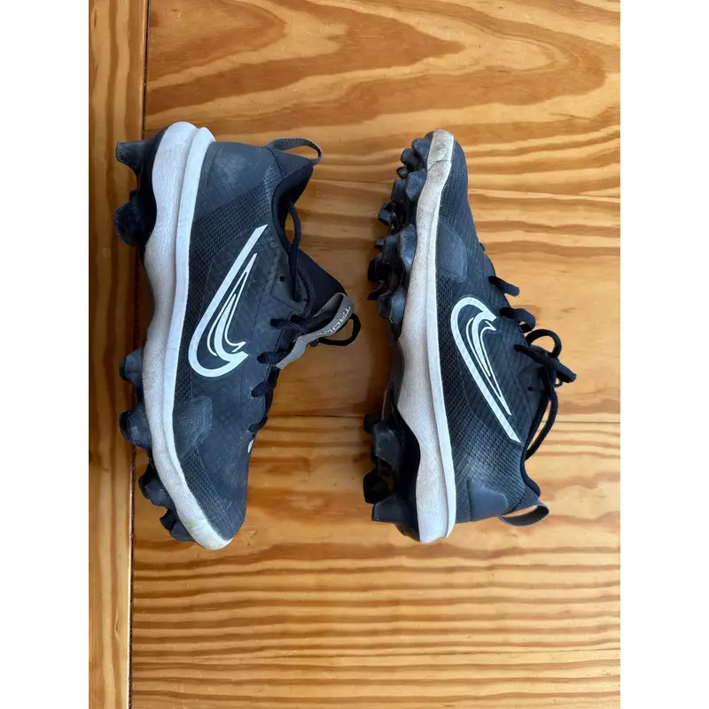 Black Kid's 5Y (Big Kids / Youth) Youth Nike Trout Low Top Molded Cleats (Used)