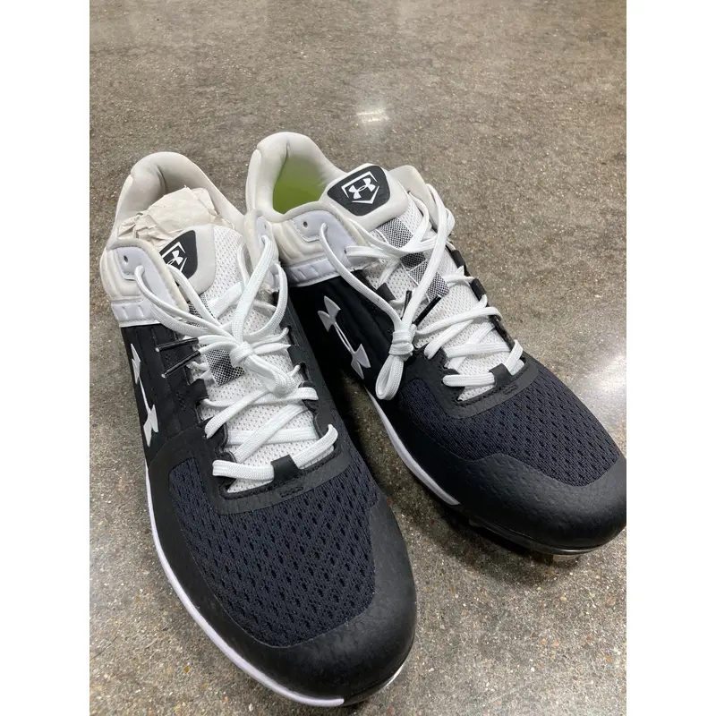 New Under Armour Men's Size 15.0 Metal Baseball Cleats