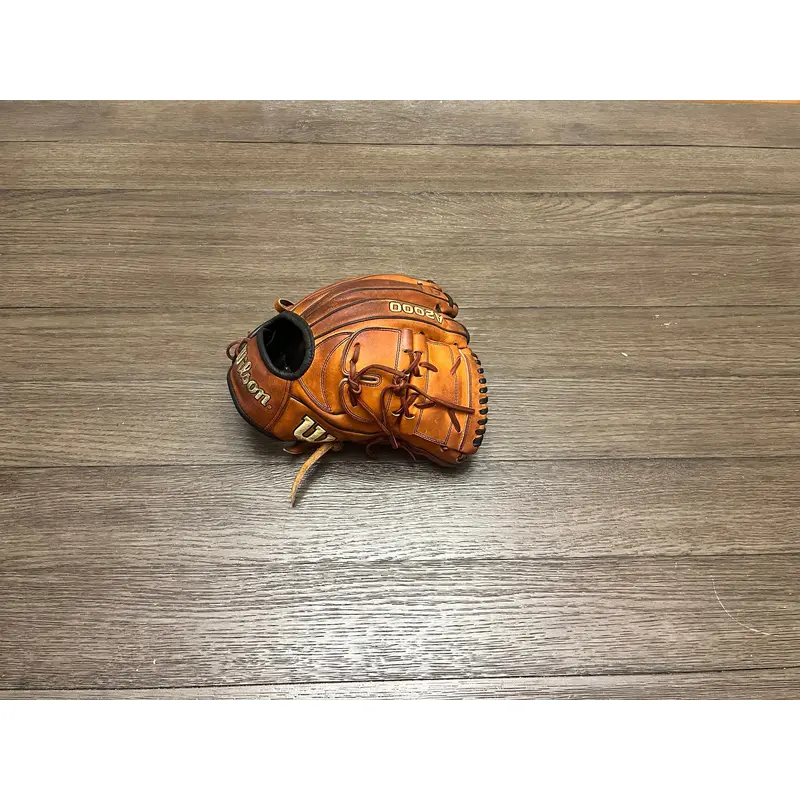 Wilson A2000 B2 12" Two Piece Web