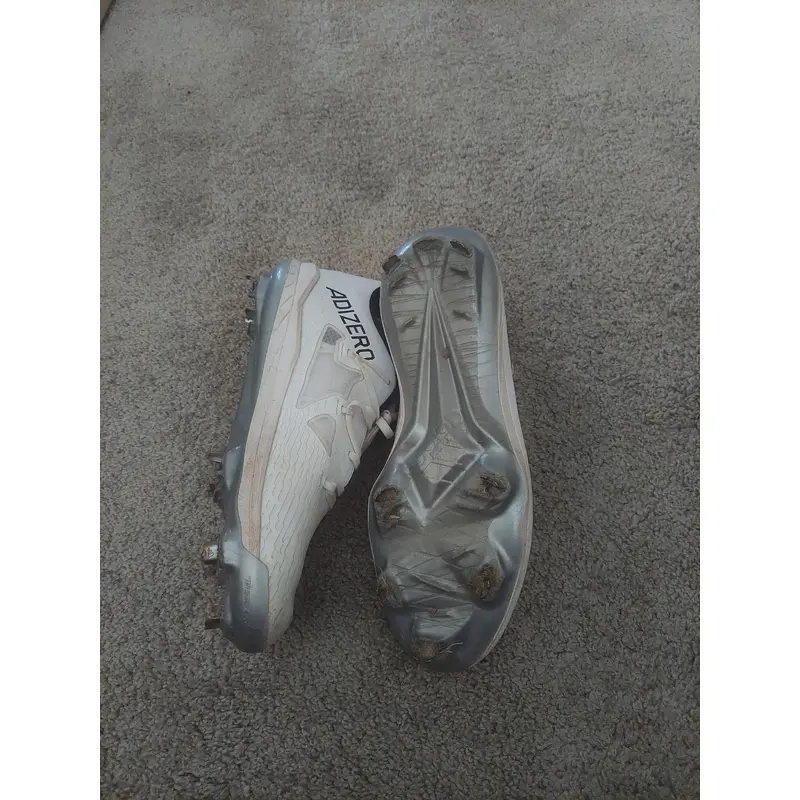 White Men's Size M 10.5 (W 11.5) Adult Adidas (New)