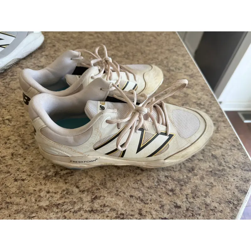 New Balance 3000v7 Molded Baseball Cleats | Men's Size 11