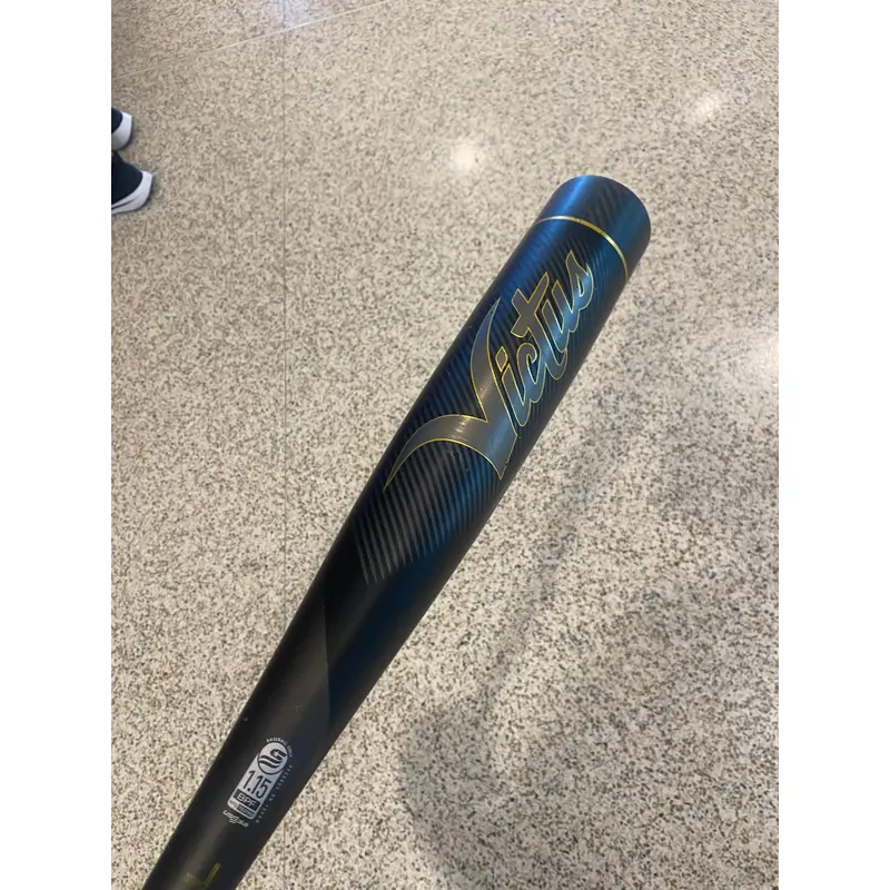 Used Victus Vandal 2 Bat USSSA Certified (-8) Hybrid 22 oz 30"
