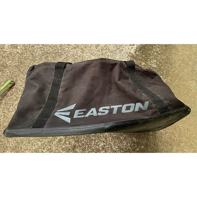Black Adult Unisex Large/Extra Large Easton Backpacks & Bags (Used) 26 x 13 x 13