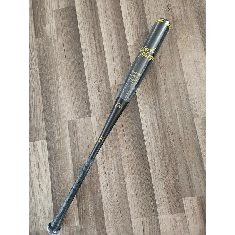New BBCOR Certified 2021 Easton Alloy Black Magic Bat (-3) 31 oz 34"