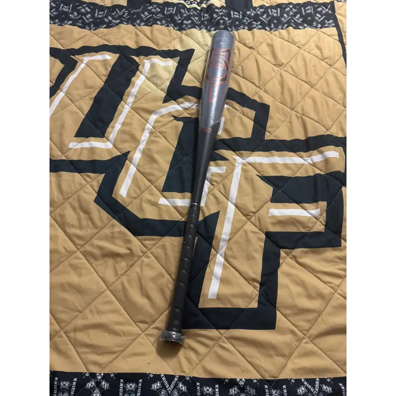 New In Wrapped Easton MAV1 31/23
