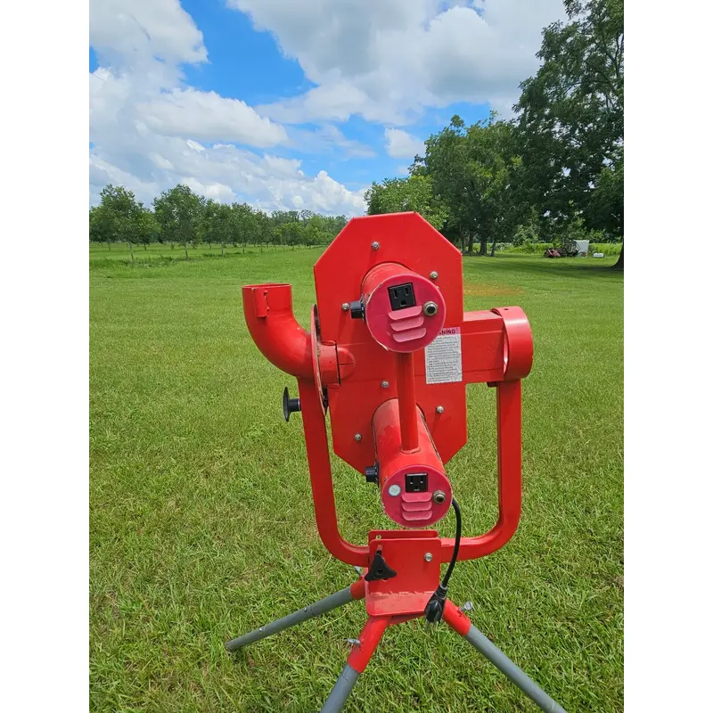 Heater sports Deuce 75 pitching machine