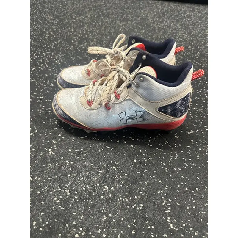 Used Under Armour BH BB/SB Cleats White Junior 04 11849-S000027942