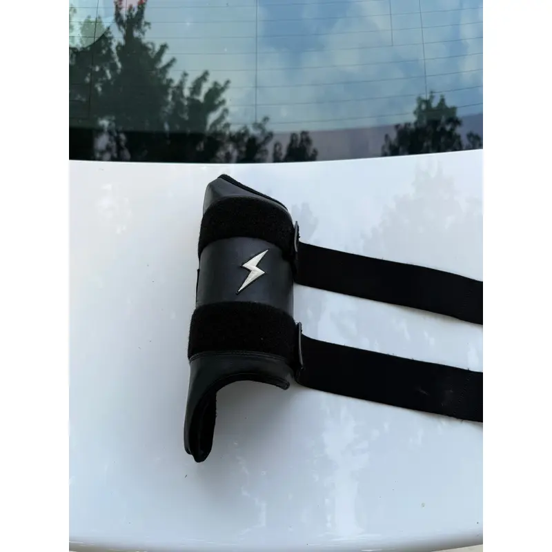 Bruce Bolt Leg Guard (Used)