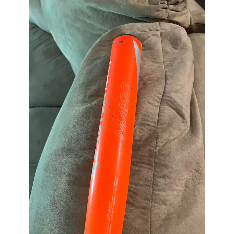 Used Easton (-11) 20 oz 31" Mako Bat
