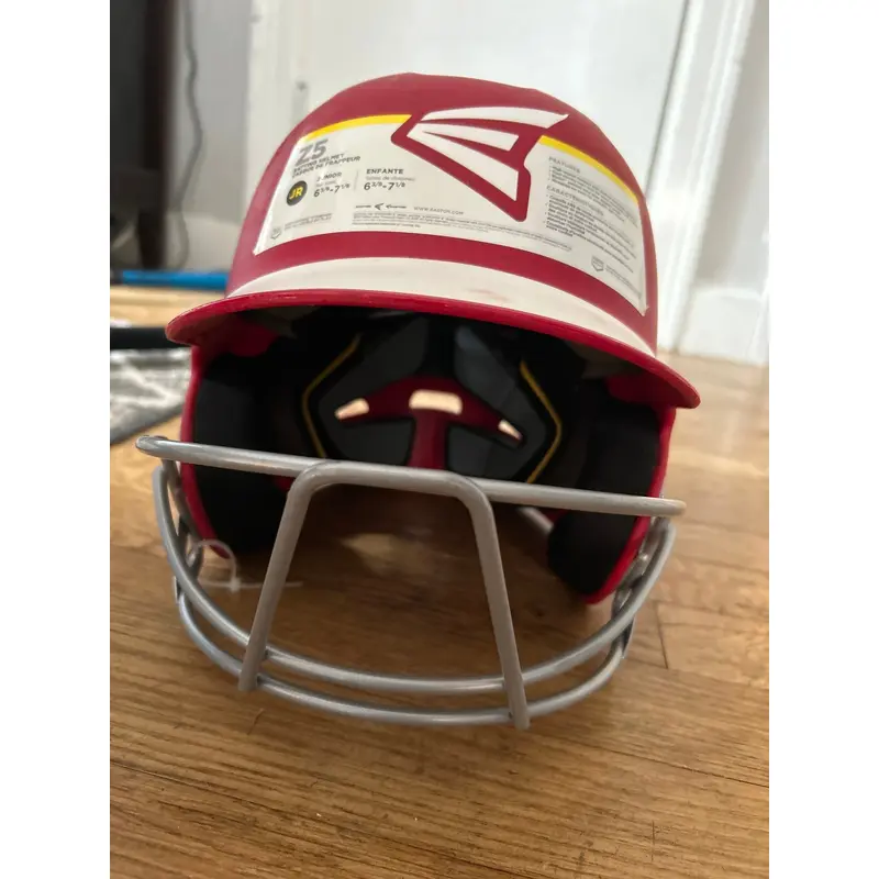 New Small / Medium Easton Z5 Batting Helmet