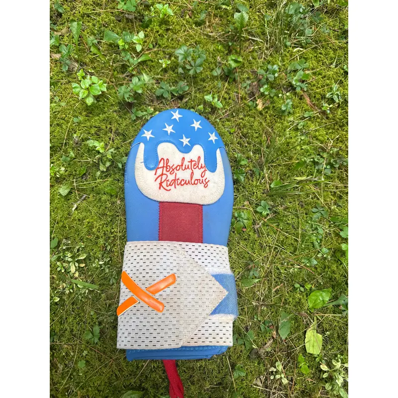 Red white and blue aria sliding mit