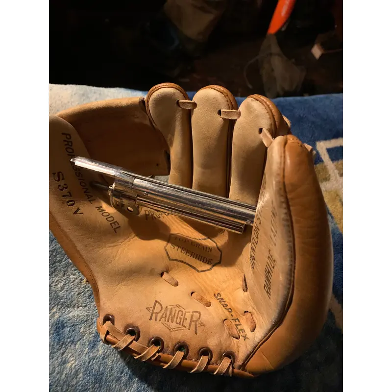Used Ranger ( Made in Korea ) S370V Pro Pocket Glove