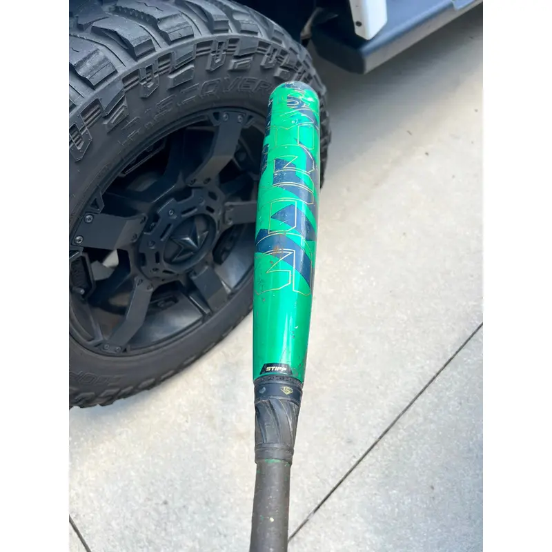 Used 2023 Louisville Slugger BBCOR Certified Composite 28 oz 31" Meta Bat