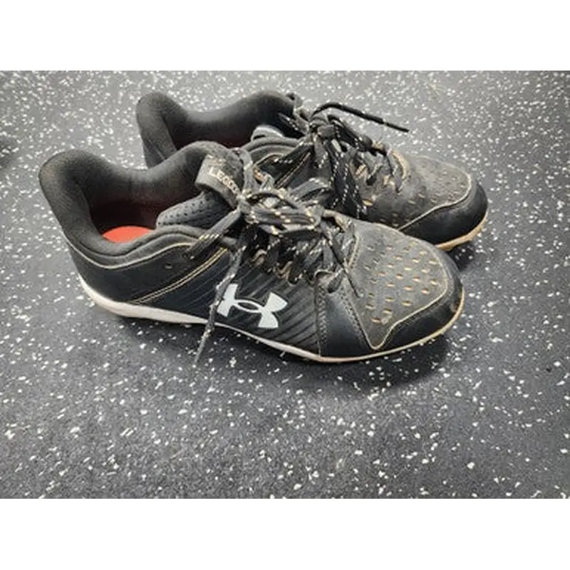 Used Under Armour LEADOFF BB/SB Cleats Black Junior 05 11849-S000030675