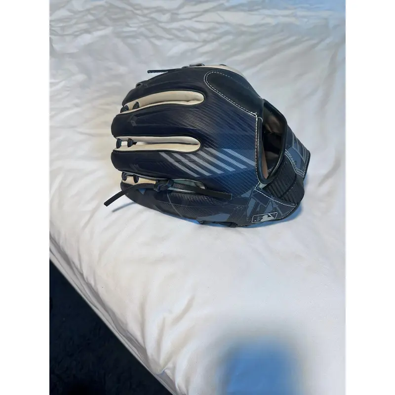 2021 Rawlings RH Infield REV1X Baseball Glove 11.5" (New)