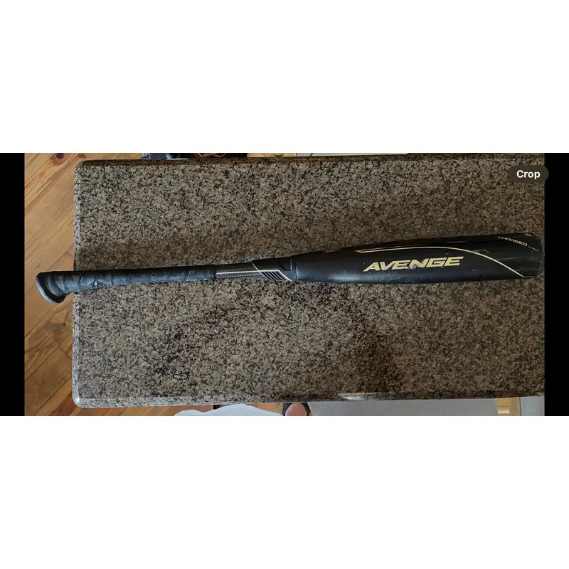 AXE Avenge Composite Bat (-8) 22 oz 30" (Used)
