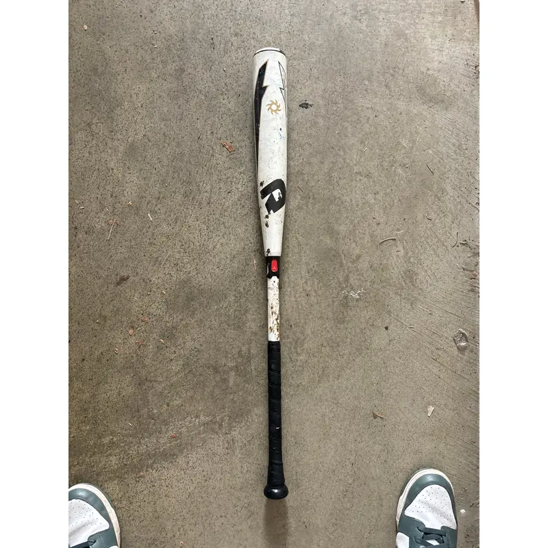 DeMarini Voodoo Balanced Bat (-3) 30 oz 33" (Used)