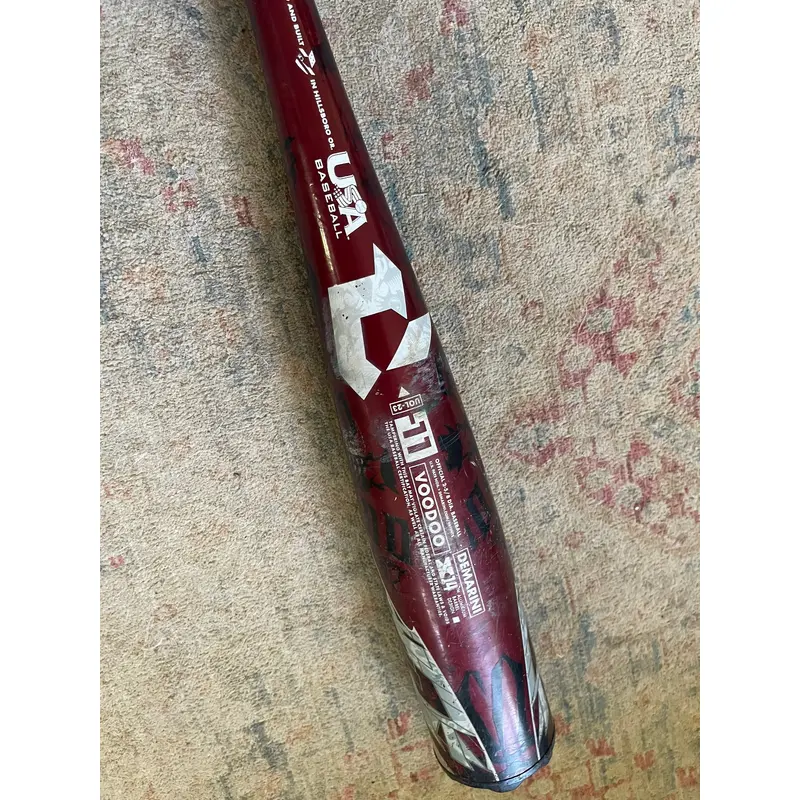 DeMarini Bat (-11) 18 oz 29" (Used)