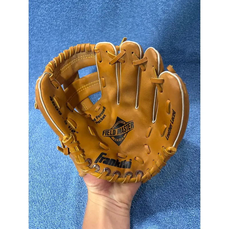 Franklin Right Hand Throw Fieldmaster Baseball Glove 9.5" (Used)