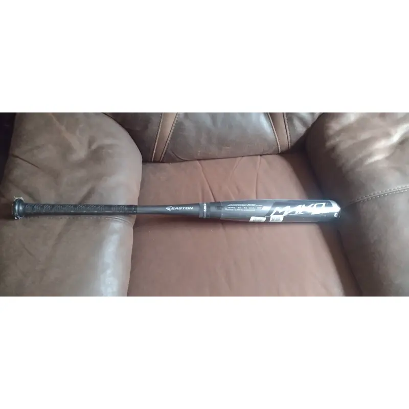 New USSSA Certified Easton Mako Beast Bat (-12) 18 oz 30" Rare To Be New