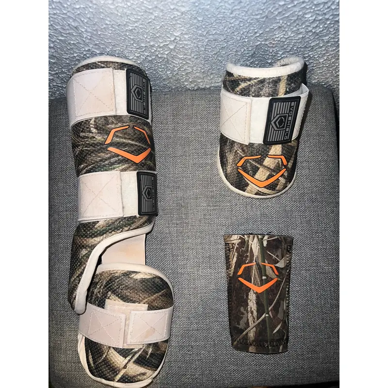 EvoShield Leg, Elbow, and Wrist guards CAMO  (Used)
