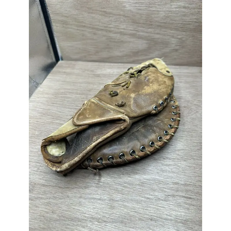 Wilson A2800 First Base Glove Right Hand Throw Great Glove Web Needs Work