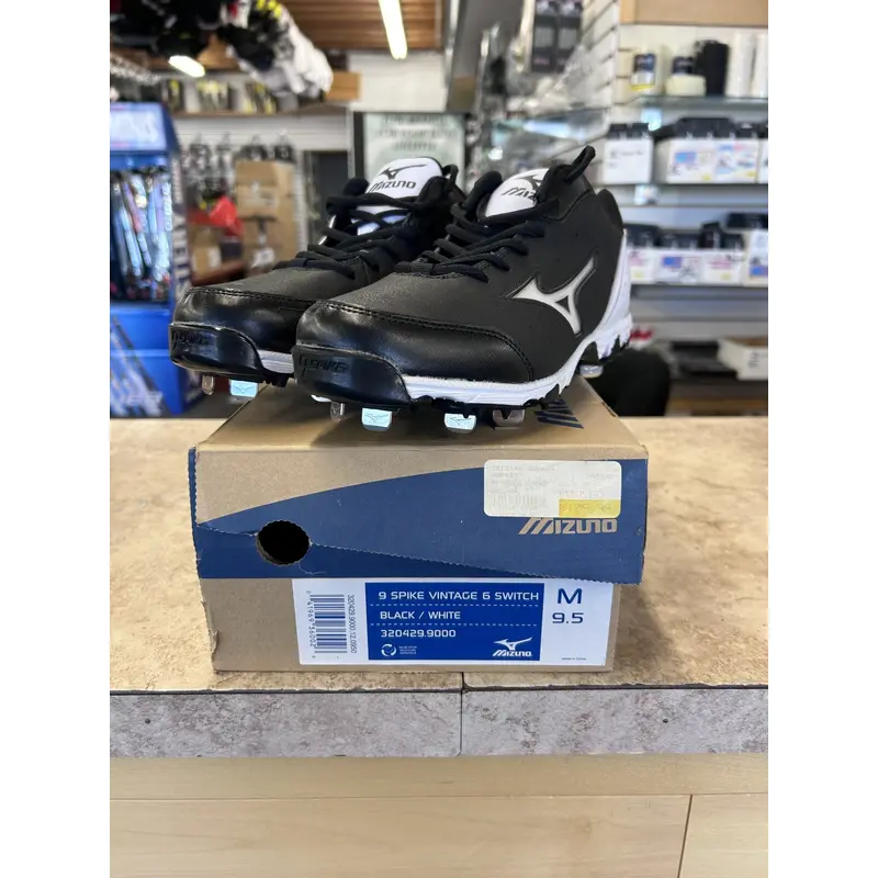 Black New Size 9.5 (Women's 10.5) Adult Men's Mizuno Low Top Metal