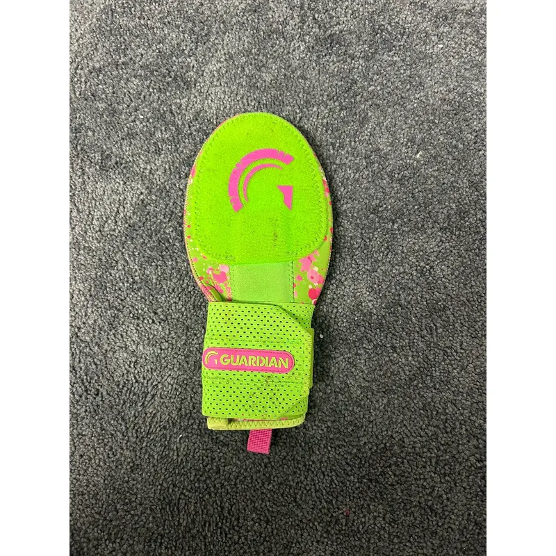 Guardian Blake Lundy sliding mitt Youth