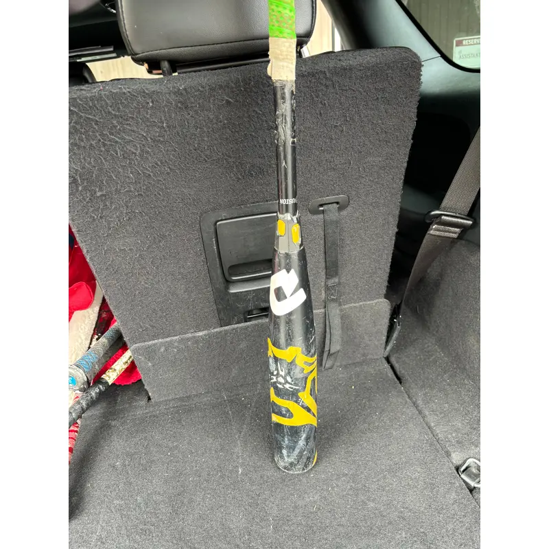 Used DeMarini Composite CF Bat 31"