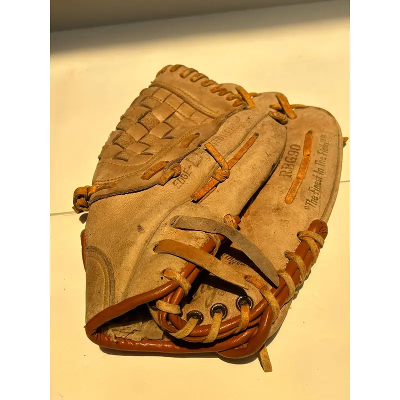 Vintage Rawlings Ken Griffey Jr RBG90 11 Baseball Glove EUC