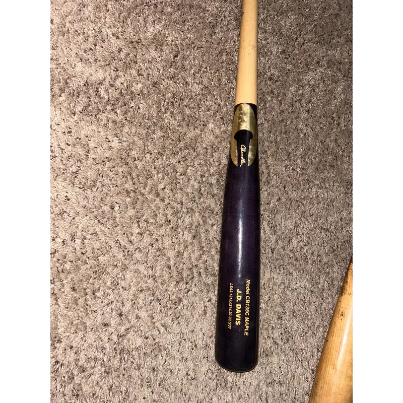Chandler Bat Wood  31 oz 33.5" (Used)