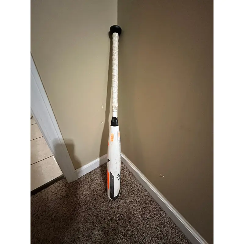 Demarini CF 31 in 23 -8 composite bat