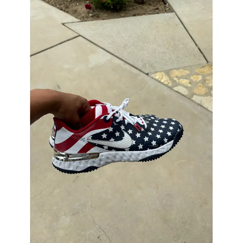 Nike Alpha Huarache baseball turfs size 11 rare Worn Once