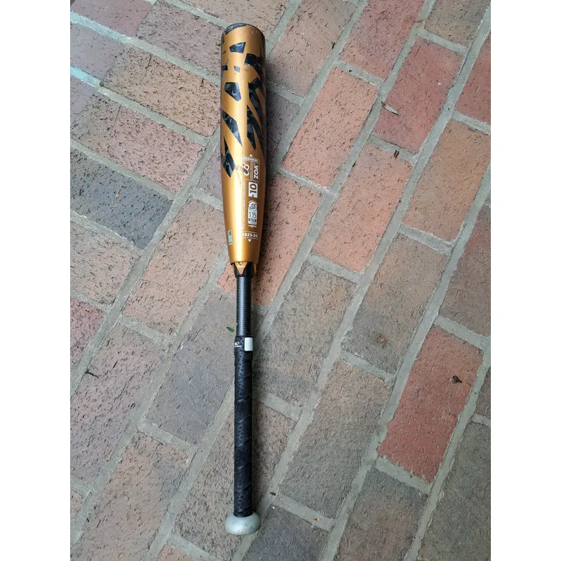 Used 2022 DeMarini Zoa USSSA Certified Bat (-10) Composite 18 oz 28"