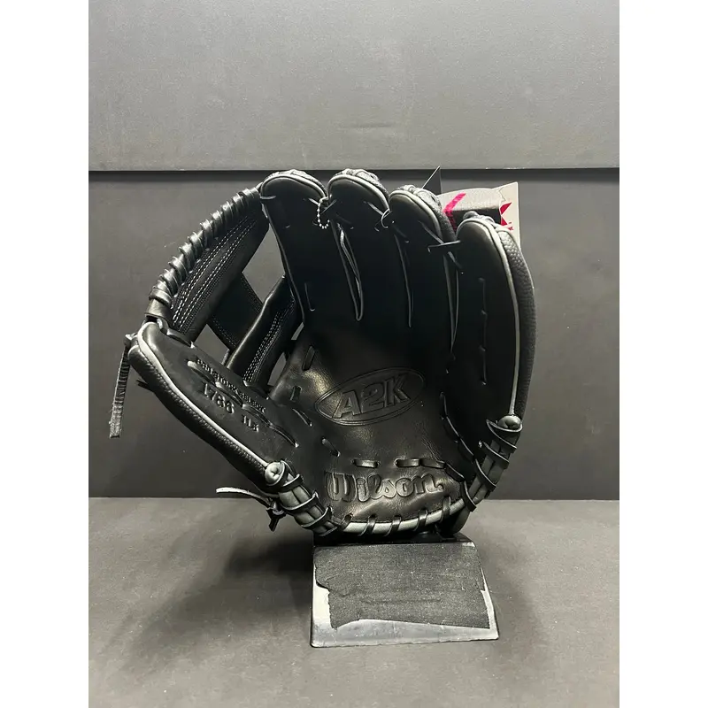 New Right Hand Throw 11.5" Wilson A2K Baseball Glove