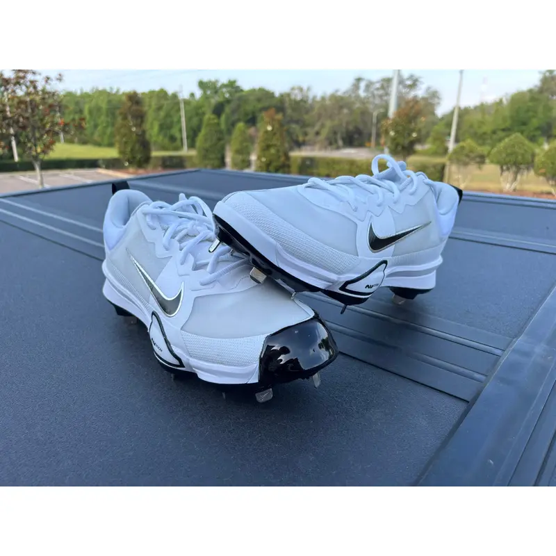 *UNUSED* Size M12 - Nike Trout Force Zoom 9 Pro - White/Black - Metals - Rubber Toe Included