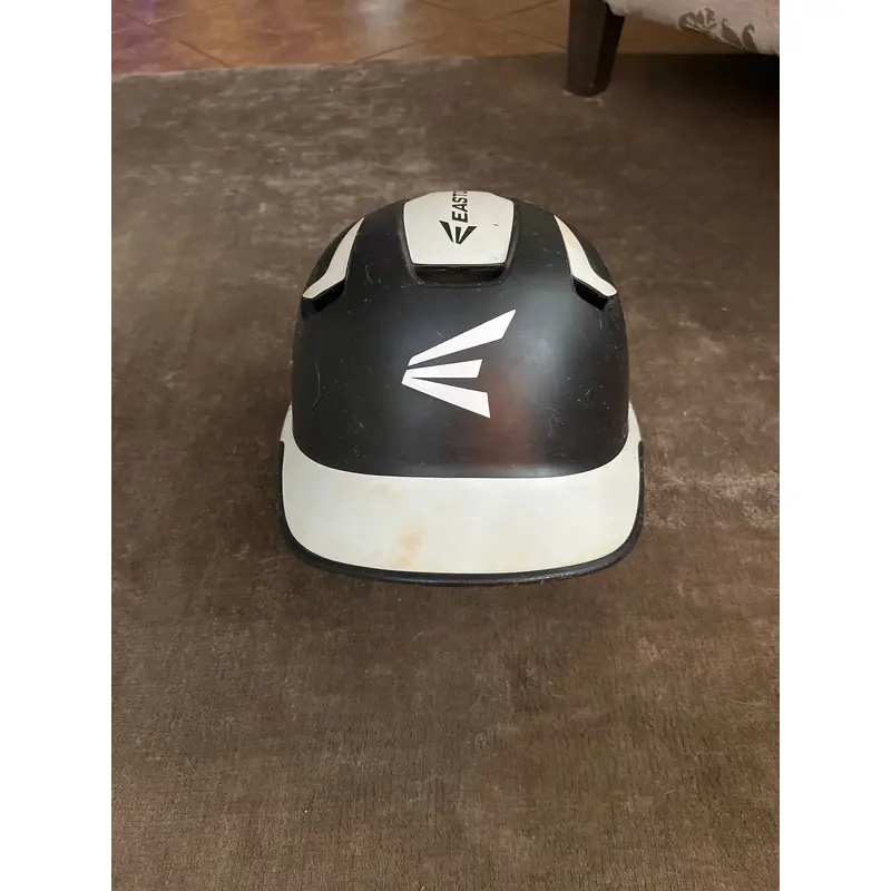 Used 6 7/8 - 7 5/8 Easton Z5 Batting Helmet