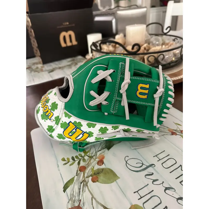 Wilson A2000 11.5 Shamrock MDA Series Glove