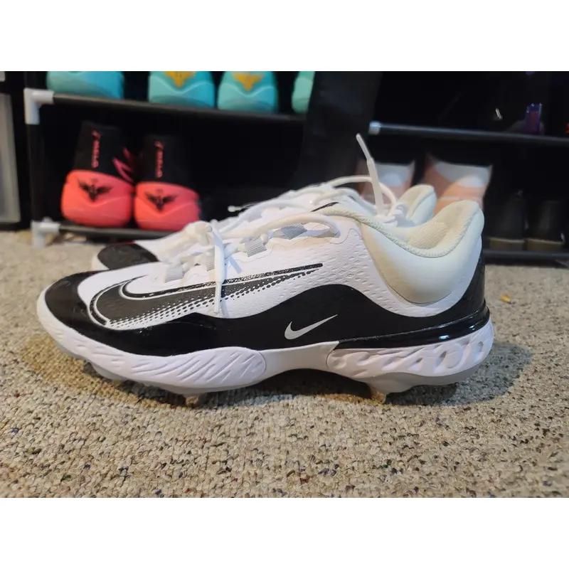 White New Size 13 (Women's 14) Adult Men's Nike Low Top Metal