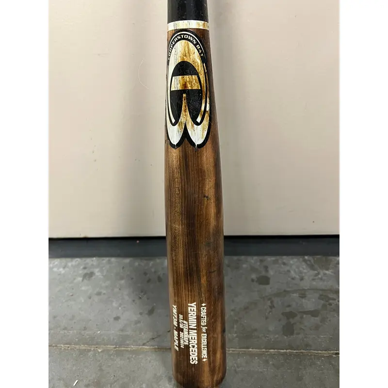 CHICAGO WHITE SOX YERMIN MERCEDES GAME USED BAT