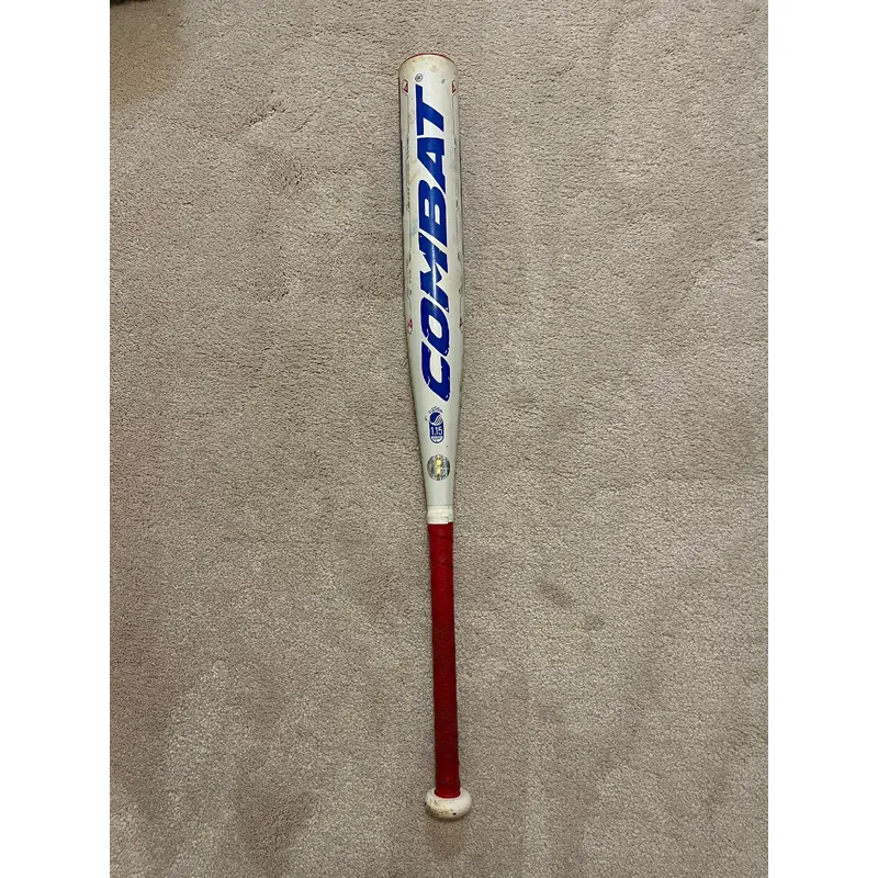 Used 2016 Combat Maxum BBCOR Certified Bat (-8) Composite 23 oz 31"