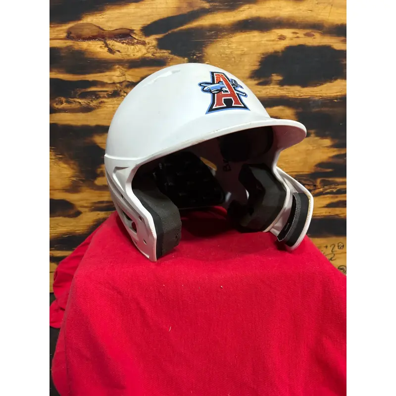 7 1/2 Victus Batting Helmet (Used)