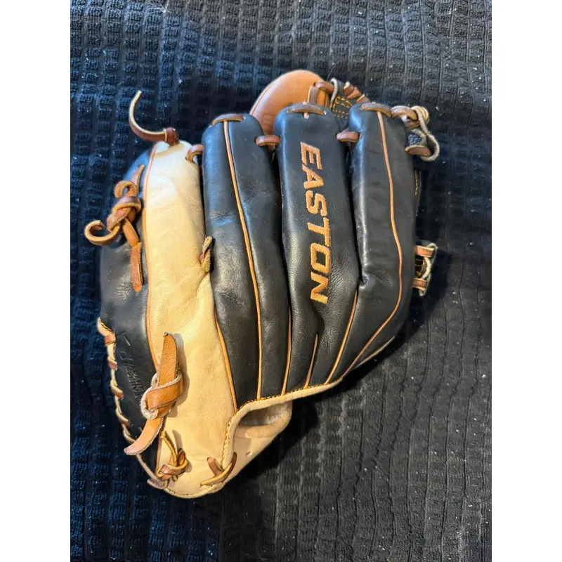 Easton 11.5 Pro Collection Baseball Glove